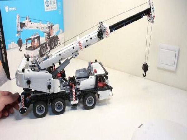 石家庄市吊车出租公司电话_吊车出租价格遭受哪些因素危害呢?